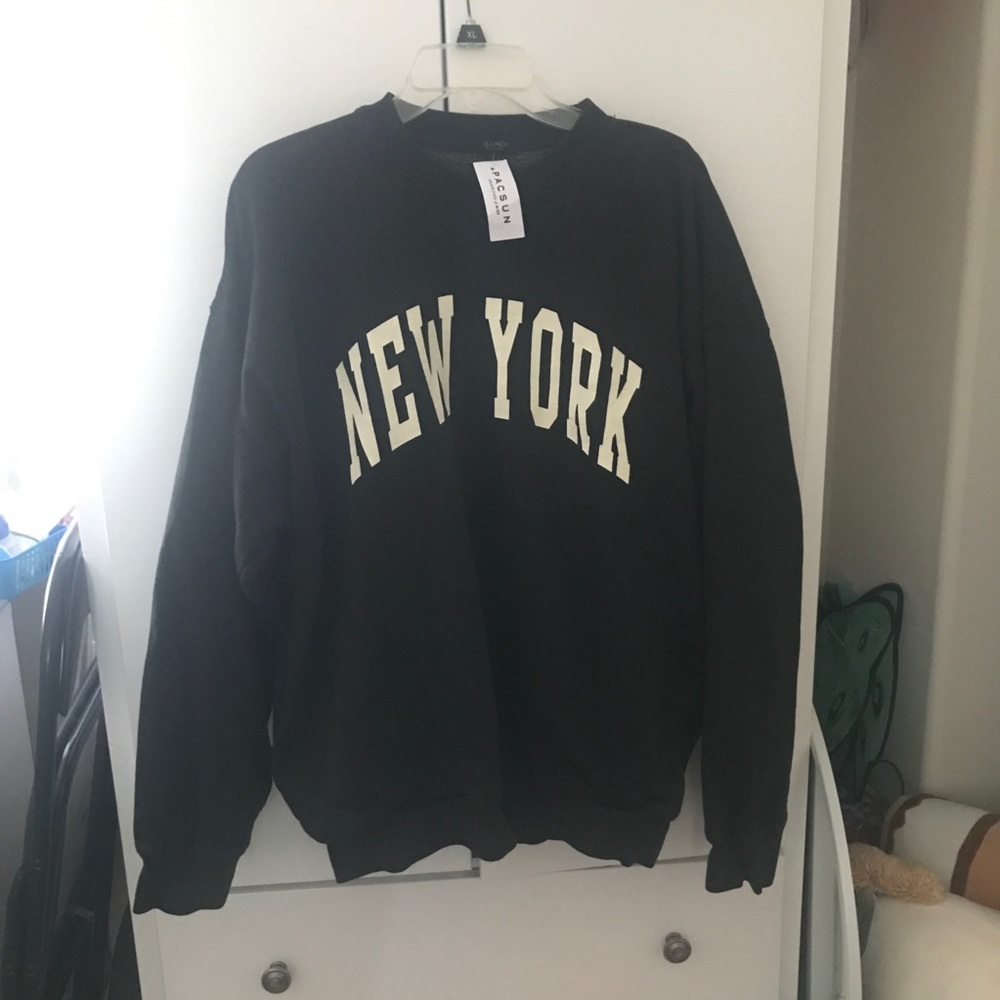 Brandy Melville Black New York Erica Sweatshirt NWT